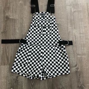Hot topic, brand size extra, small, black, and white checkered shorts overalls